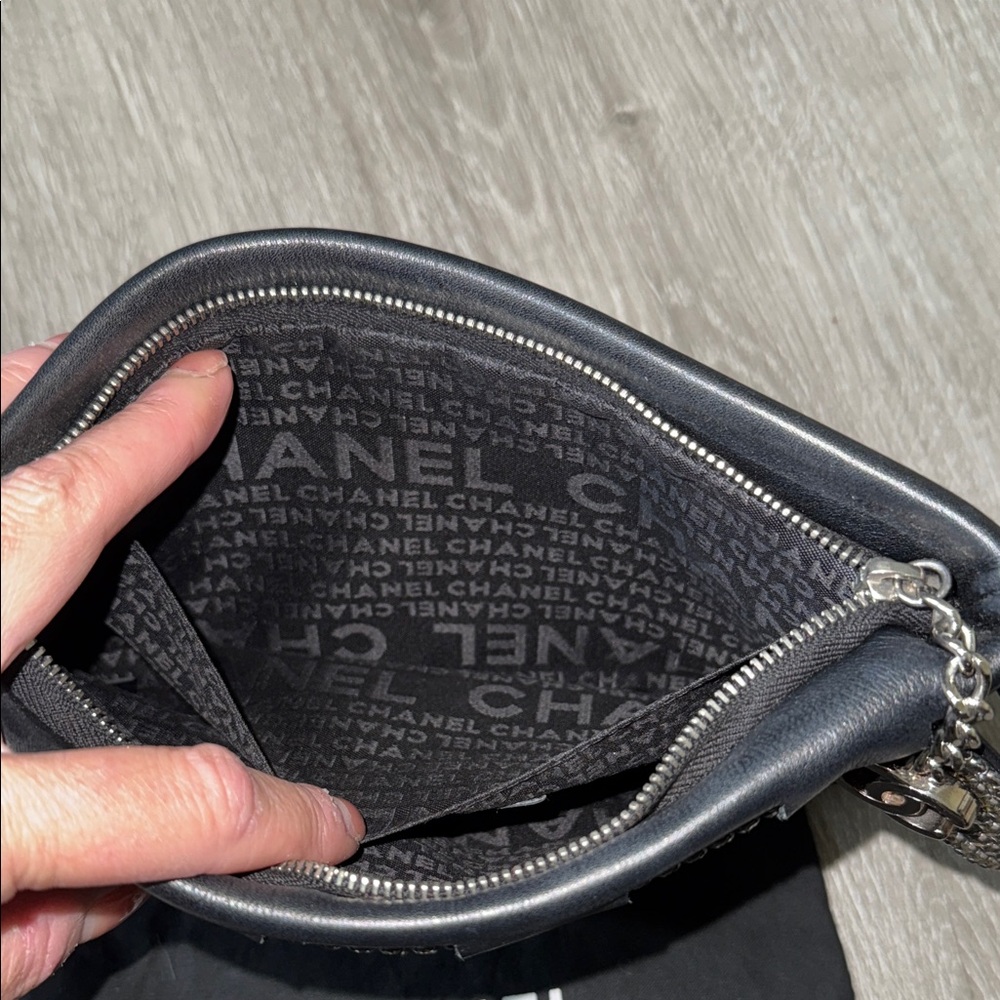 RARE CHANEL Leather Woven Strass Black Checkered Clutch Wristlet Vintage Evening - Picture 9 of 13